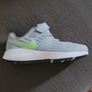 Nike boys sneakers